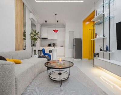 Vibrant 1-Bedroom apartment with open style kitchen | Osapa London